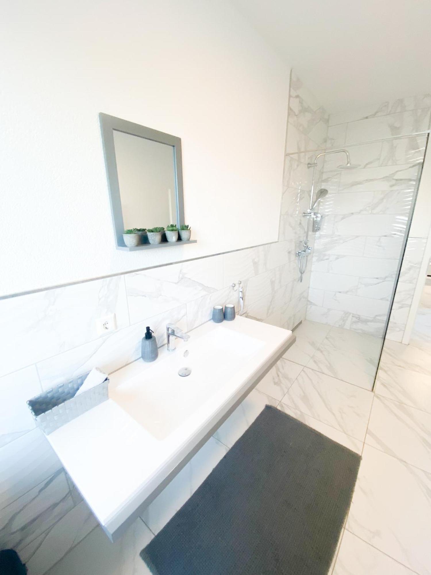 Ferienwohnung Zum Alten Radlereck Lauchhammer Bagian luar foto